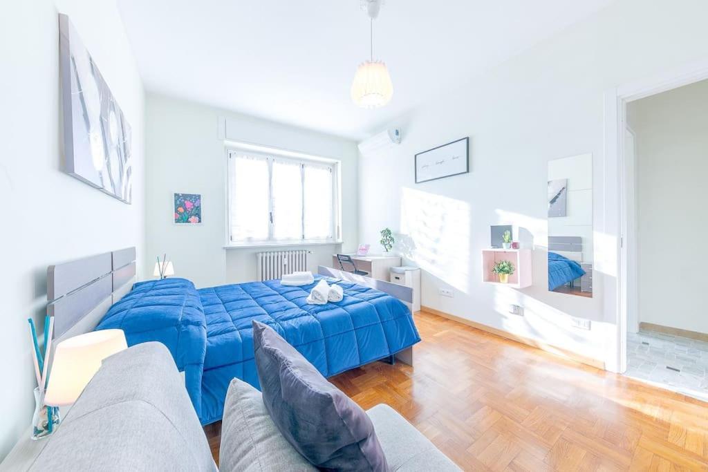 Navigli - Downtown - Duomo Spacious Two Bedroom Apartment - Close To Metro - Ac - Wi-Fi Мілан Екстер'єр фото