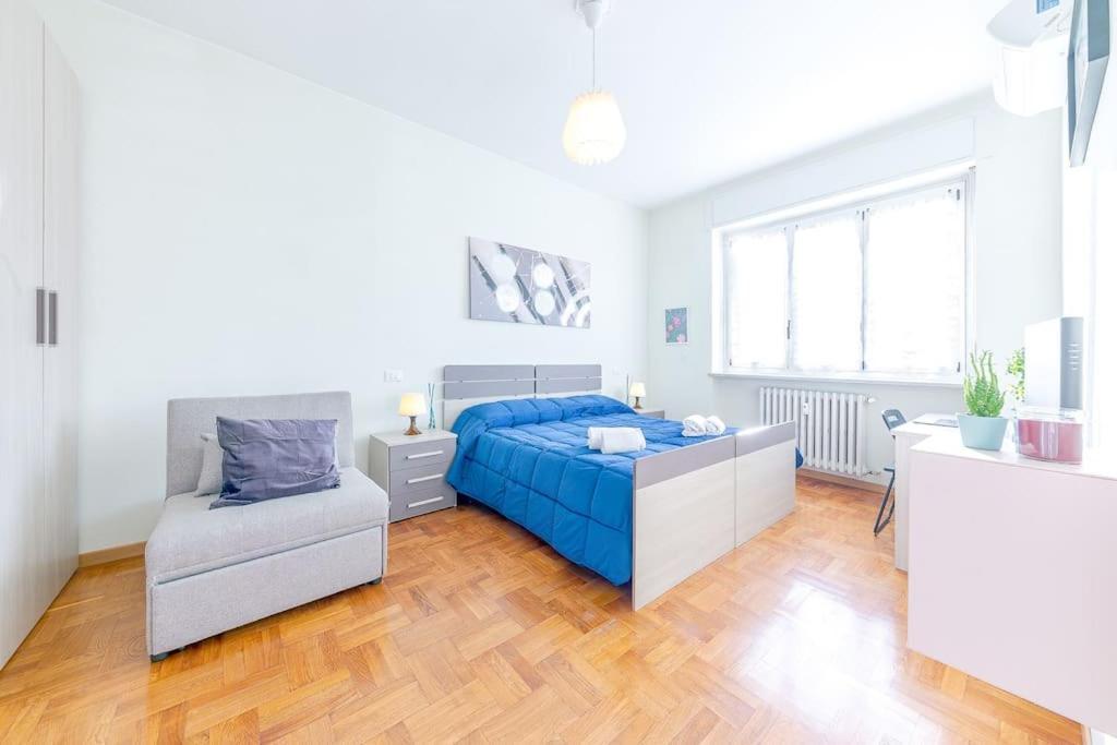 Navigli - Downtown - Duomo Spacious Two Bedroom Apartment - Close To Metro - Ac - Wi-Fi Мілан Екстер'єр фото